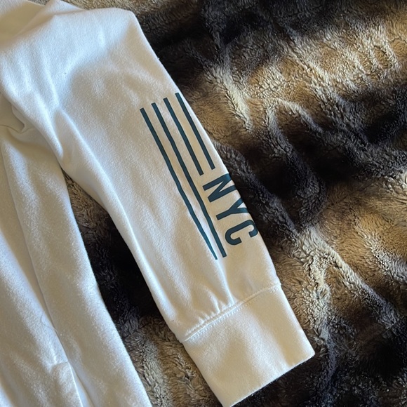 Aeropostale hoodie - Picture 3 of 6